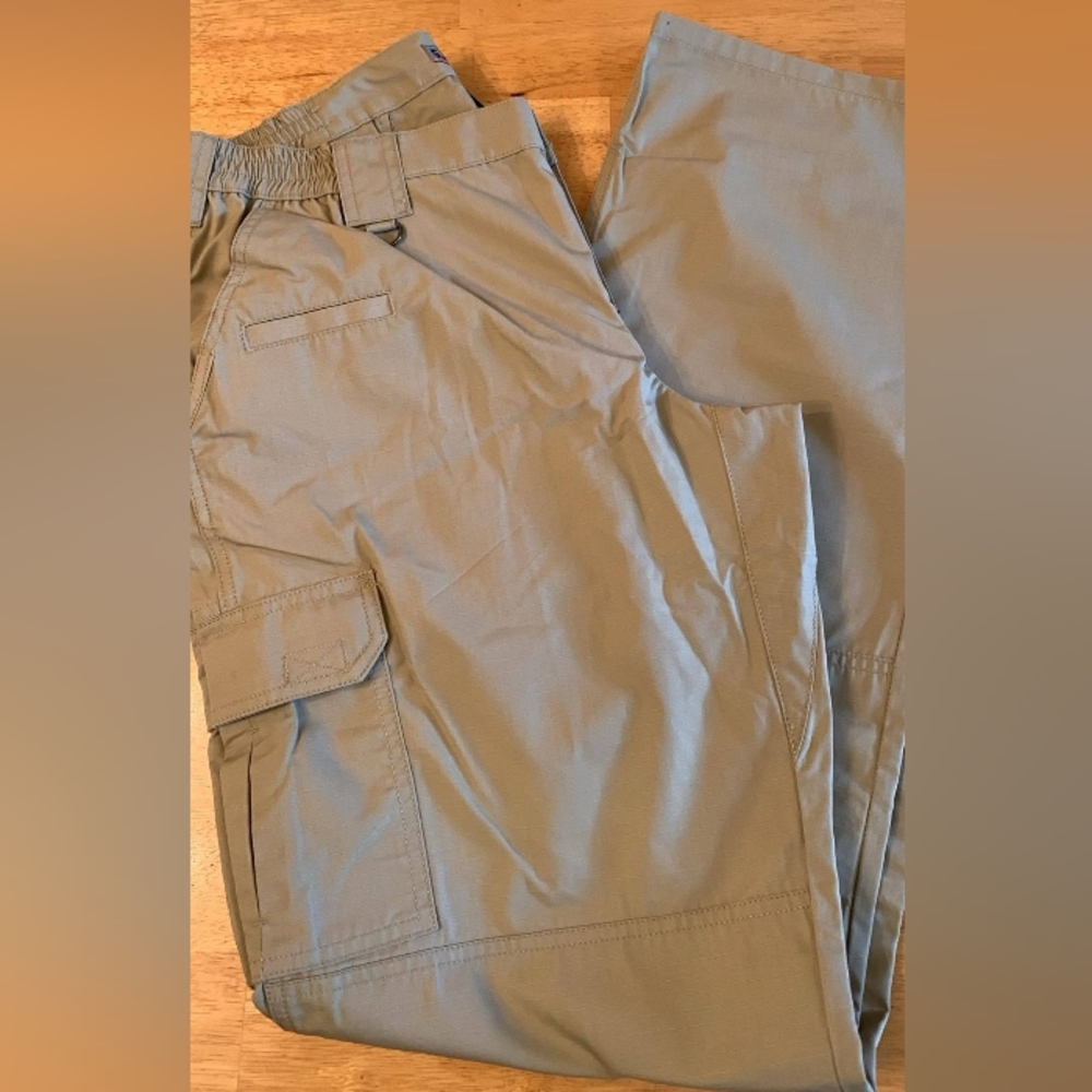 5.11 Tactical Women's Cargo Khaki Pants - Tan - Size 16 Long - Picture 8 of 11